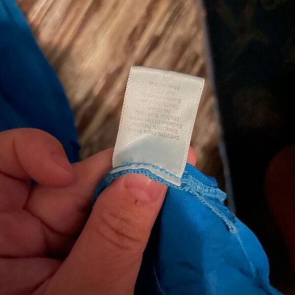 Johnny Was embroidered vneck blouse - Picture 7 of 7